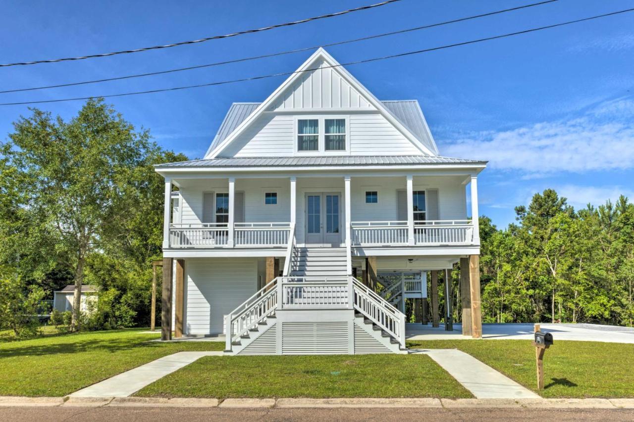 Coastal Waveland House Half Block To Pub Beach Exterior photo