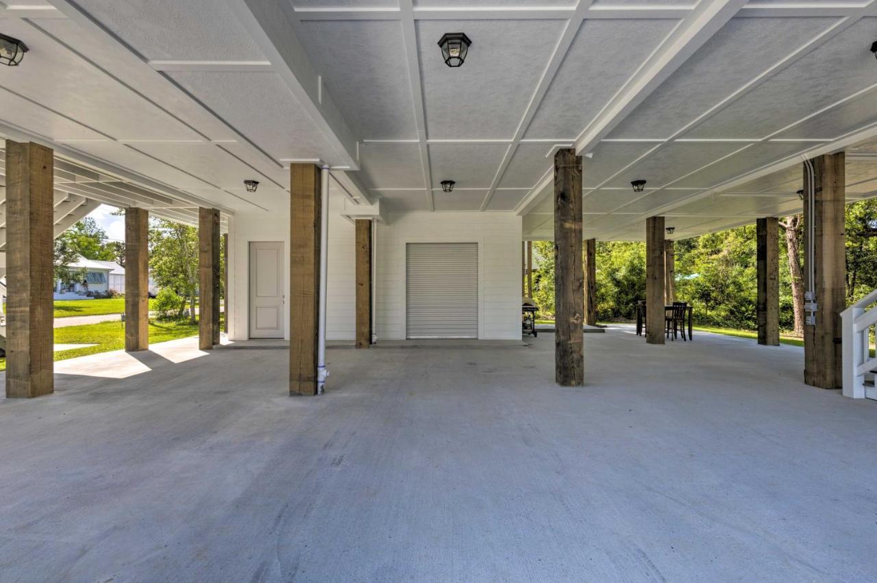 Coastal Waveland House Half Block To Pub Beach Exterior photo
